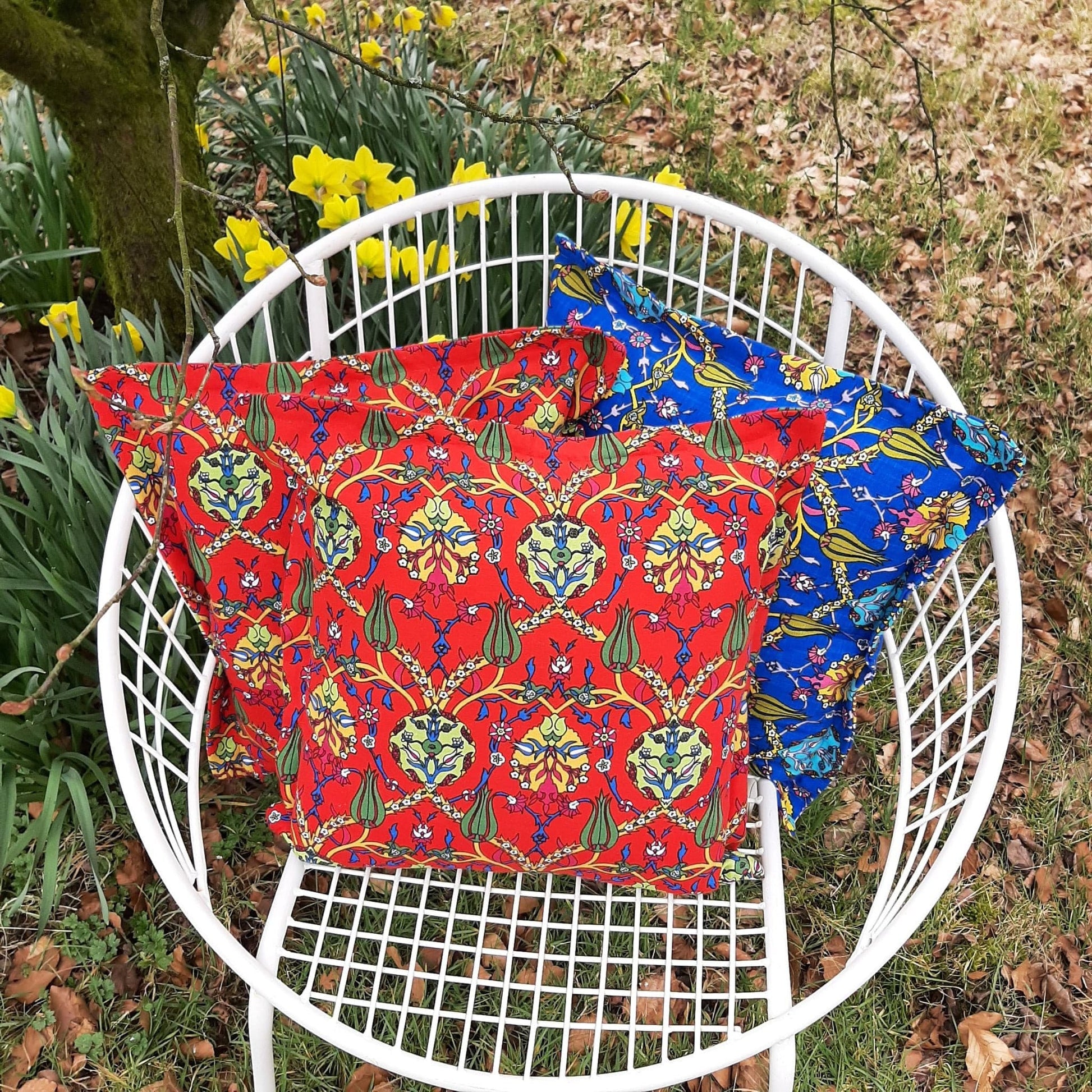 Turkish cotton cushion cover sets, red colour, tile inspired floral design